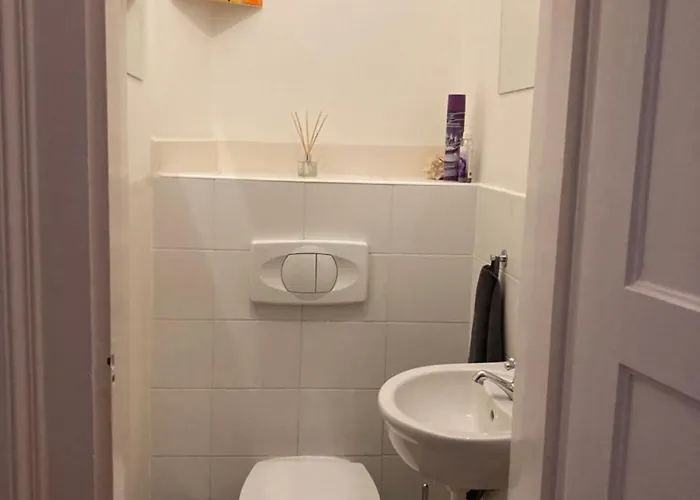 Downtown 3 Bdr Charm - Walk To Attractions Bratislava